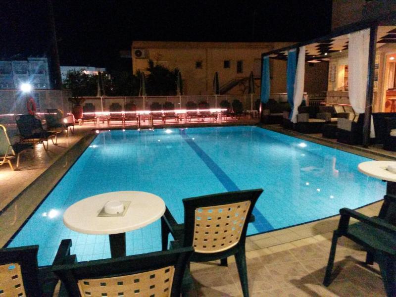 Zannis Hotel Rethymno Exterior foto
